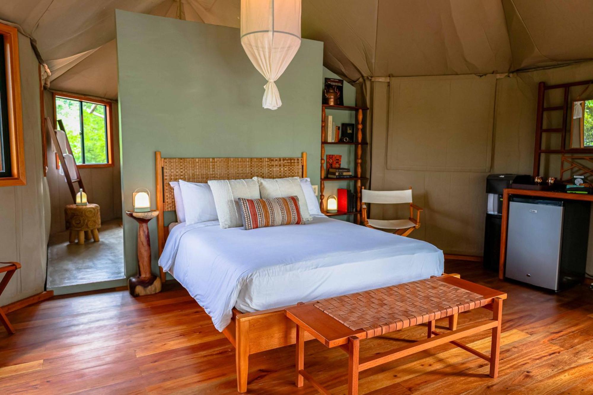 Sleeping Giant Rainforest Lodge 벨모판 외부 사진