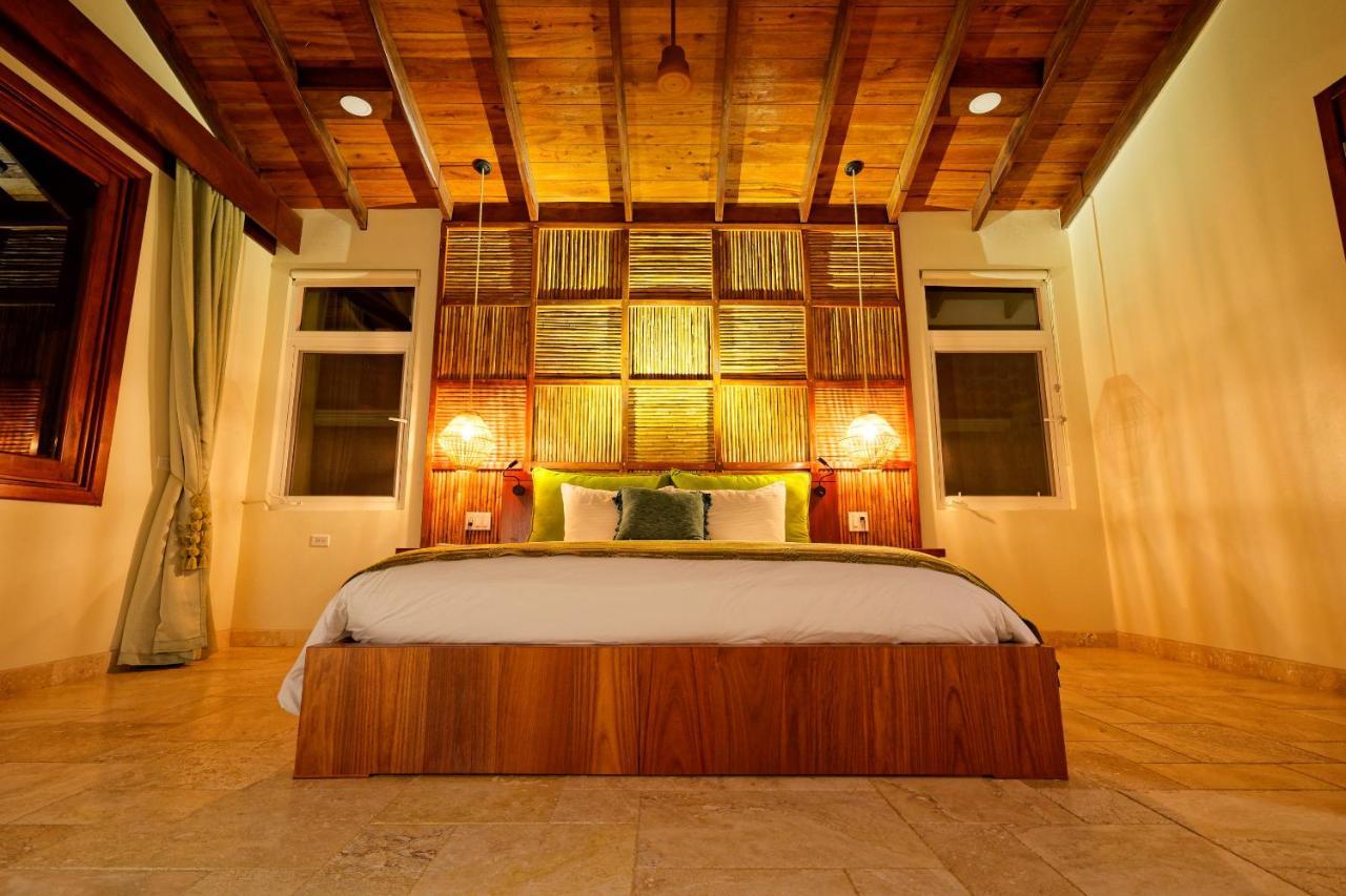 Sleeping Giant Rainforest Lodge 벨모판 외부 사진